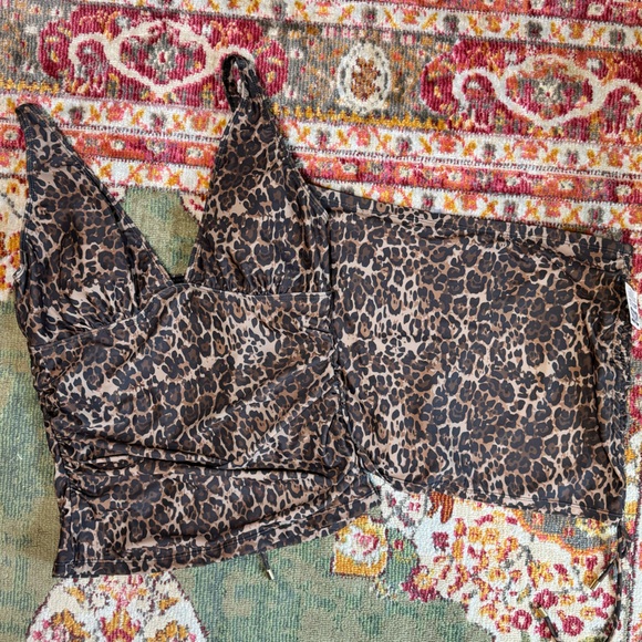 Simply Fit Full Coverage Cheetah / Leopard Print Tankini & Swim Skirt Bikini Set - Picture 1 of 4